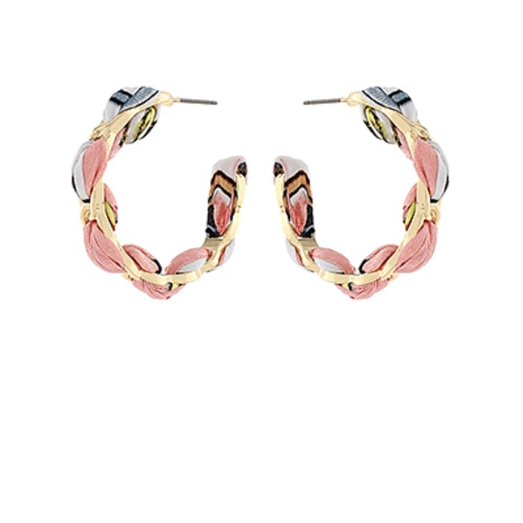 Scarf Fabric Oval Chain Hoops - Picture 2 of 6